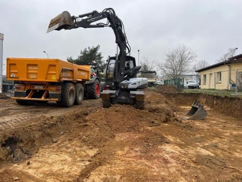 TERRASSEMENT PLATEFORME LENTILLY